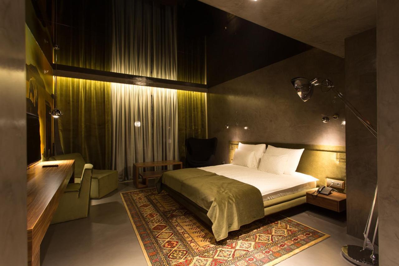 فندق هميرا بودغوريتْسا الغرفة الصورة A room at the hotel